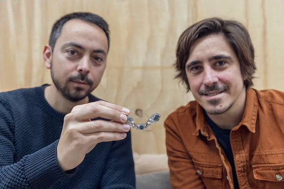 Aurax: Por qué una boca equivale a dos brazos